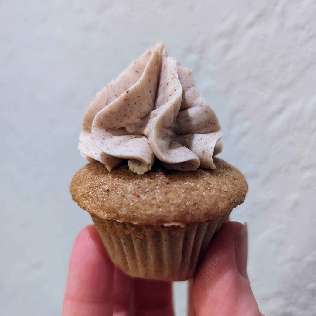 Dozen Mini Snickerdoodle Cupcakes / March 31-April 4